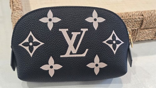Louis vuitton black - vuitton, cosmetic