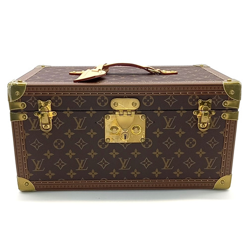 Louis vuitton monogram beauty - monogram,