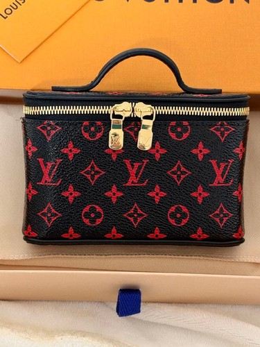 Louis vuitton nice beauty - nice,