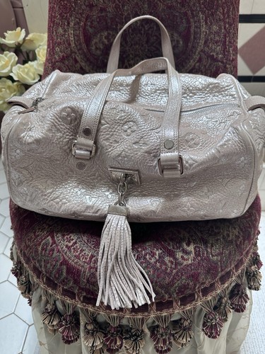 Authentic louis vuitton peach - authentic,