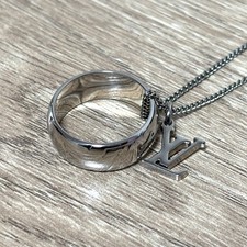 Louis Vuitton LV Anello Motivo