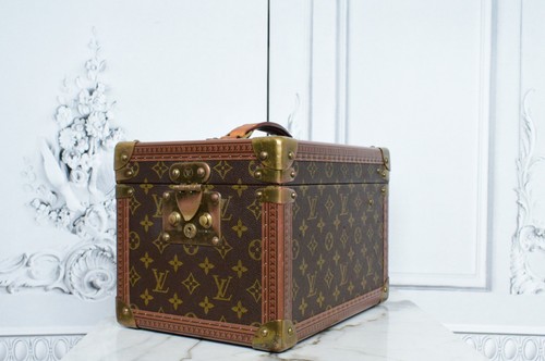 Louis vuitton boite - louis, pharmacie