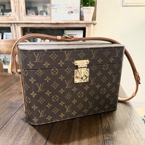 1992 vintage authentic louis - 1992,