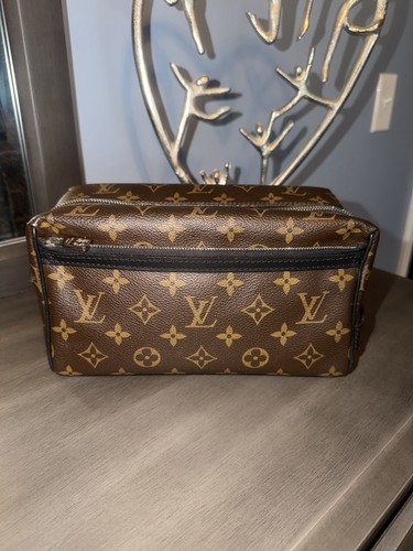 Auth louis vuitton - louis,