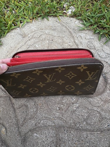 Authentic louis vuitton zippy - vuitton,